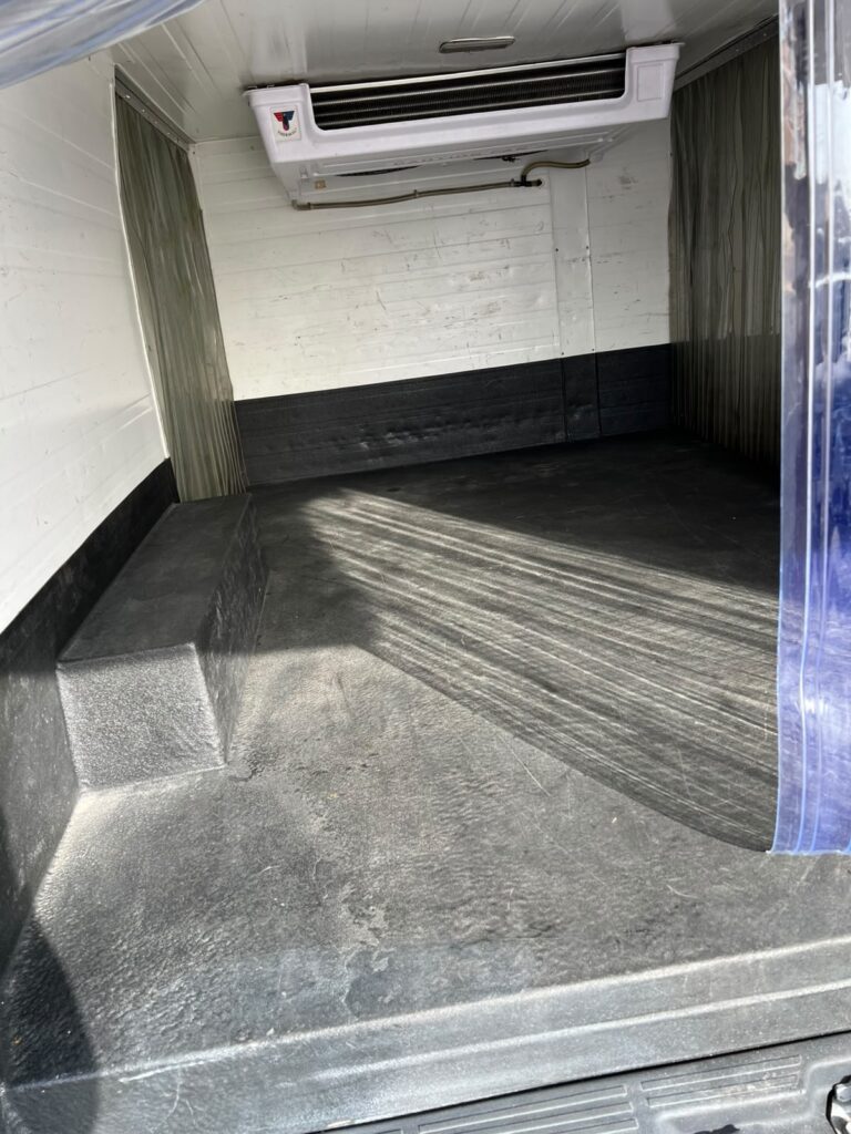 Spacious high roof van for reliable cargo transportation across the UAE.